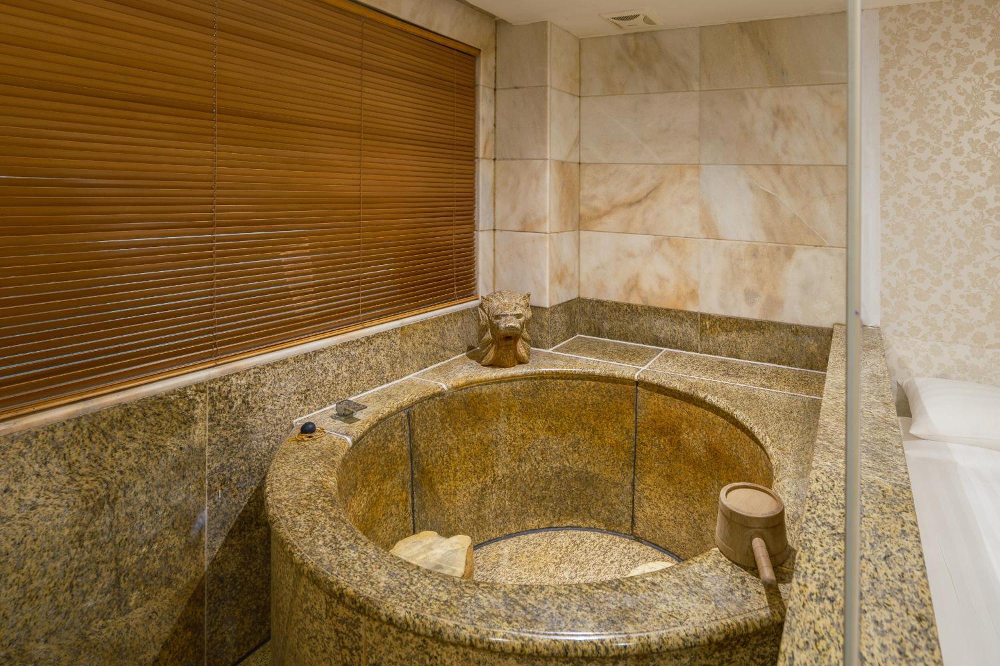 Grand Pleasure Spring Hotel 台北市 エクステリア 写真
