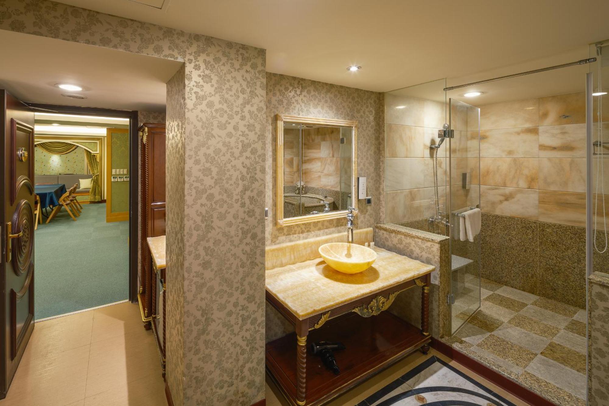 Grand Pleasure Spring Hotel 台北市 エクステリア 写真